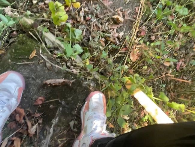 Thumbnail of outdoor piss