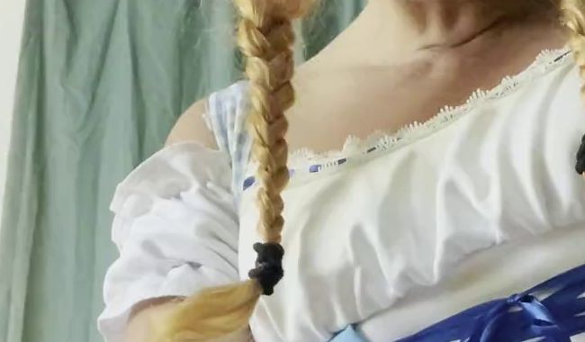 Thumbnail of Userwunsch! Neues Natursektvideo im sexy Dirndl!!!