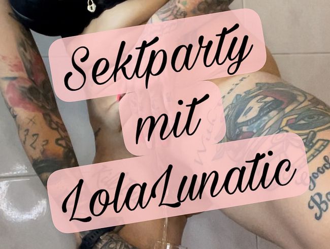 Thumbnail of Wet horny champagne party with Lola