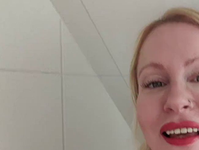 Thumbnail of Quickly pissed ;)