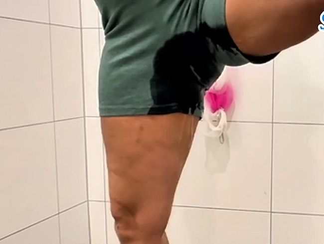 Thumbnail of I peed my pants...and it was awesome!